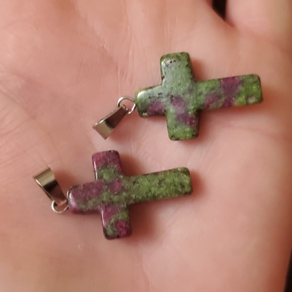 New 2pc Ruby in Zoisite Cross Pendants. - Picture 10 of 10